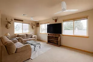 20085 Sally Ct, Bend, OR 97702 - Photo 18