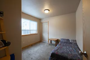 20085 Sally Ct, Bend, OR 97702 - Photo 10