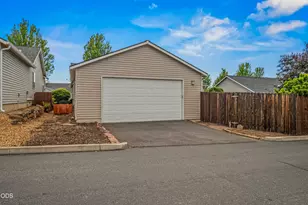 63172 Lancaster St, Bend, OR 97701 - Photo 42