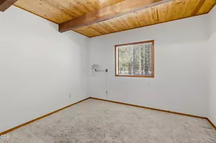 52035 Noble Fir, La Pine, OR 97739 - Photo 12