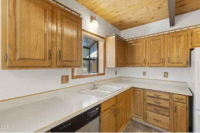 52035 Noble Fir, La Pine, OR 97739 - Photo 8