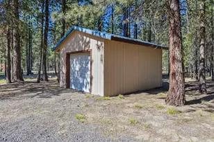 52035 Noble Fir, La Pine, OR 97739 - Photo 32