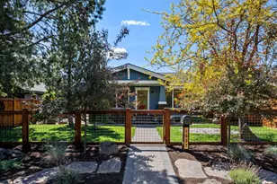 1027 NW Albany Ave, Bend, OR 97703 - Photo 2
