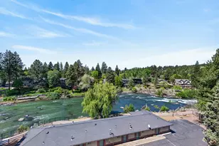 1565 NW Wall St, Bend, OR 97703 - Photo 2