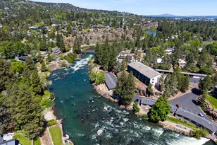 1565 NW Wall St, Bend, OR 97703 - Photo 26