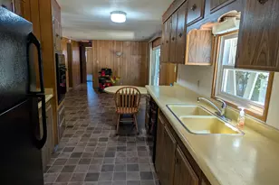 2252 Table Rock Rd, Medford, OR 97501 - Photo 6