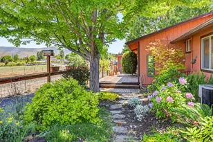 190 Walker Ave, Ashland, OR 97520 - Photo 46