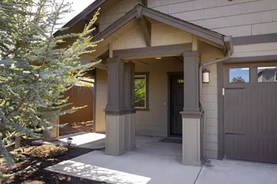 21189 Capella, Bend, OR 97702 - Photo 4