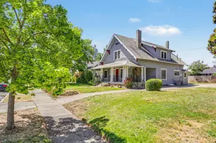 29 Summit Ave, Medford, OR 97501 - Photo 4