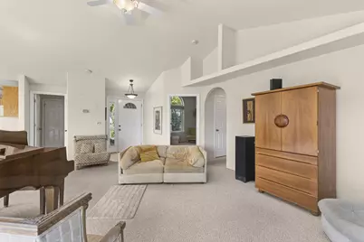 23 SW Leonard Street, Grants Pass, OR 97526 - Photo 8
