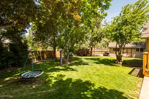 2020 NE Hall Circle, Bend, OR 97701 - Photo 22