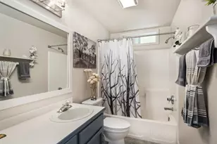 2020 NE Hall Circle, Bend, OR 97701 - Photo 18