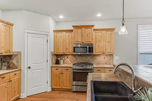 60320 Sage Stone Loop, Bend, OR 97702 - Photo 14