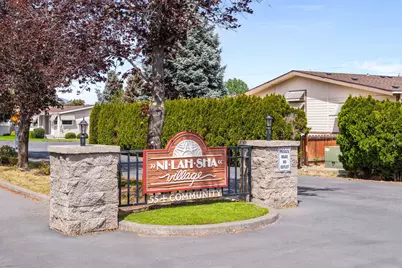 1815 NE 6th Street, Redmond, OR 97756 - Photo 2