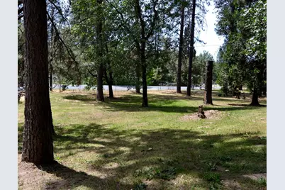 4365 Highland Avenue, Grants Pass, OR 97526 - Photo 8