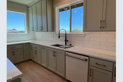 202 SE Larkspur Drive, Madras, OR 97741 - Photo 6