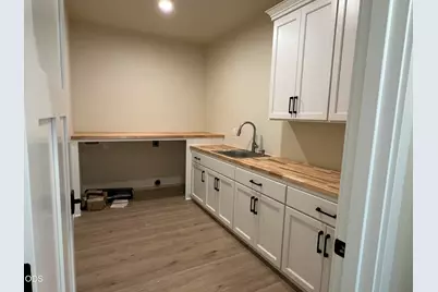 202 SE Larkspur Drive, Madras, OR 97741 - Photo 56