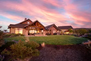 7490 SW Mill Iron Cir, Powell Butte, OR 97753 - Photo 2