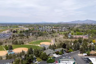 1725 SW Parkway Dr, Redmond, OR 97756 - Photo 58