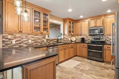 1725 SW Parkway Drive, Redmond, OR 97756 - Photo 14
