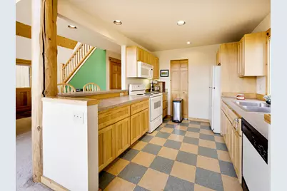 4639 Marsh Hawk Drive, Klamath Falls, OR 97601 - Photo 14