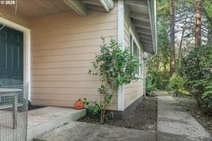 1303 Seacrest Ln, Brookings, OR 97415 - Photo 2
