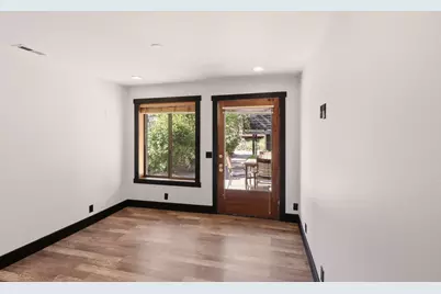1124 NW Baltimore Avenue, Bend, OR 97703 - Photo 22