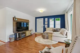 2214 McCall Dr, Ashland, OR 97520 - Photo 8
