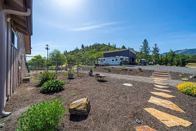 5388 Kane Creek, Central Point, OR 97502 - Photo 22