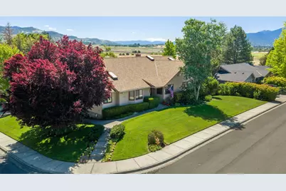 1361 La Loma Drive, Medford, OR 97504 - Photo 40