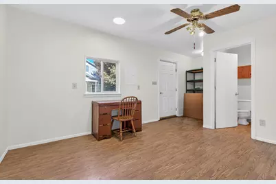 138 Third Street, Ashland, OR 97520 - Photo 32