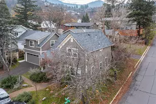 563 Rock St, Ashland, OR 97520 - Photo 44