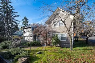 563 Rock St, Ashland, OR 97520 - Photo 2