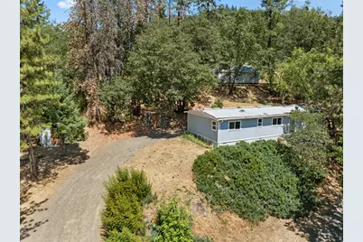 18505 E Evans Creek Road, Rogue River, OR 97537 - Photo 2