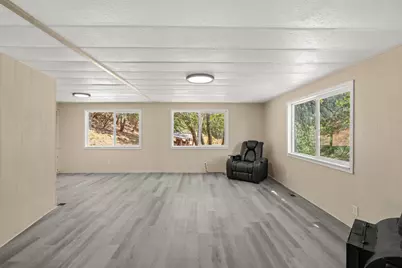 18505 E Evans Creek Road, Rogue River, OR 97537 - Photo 18
