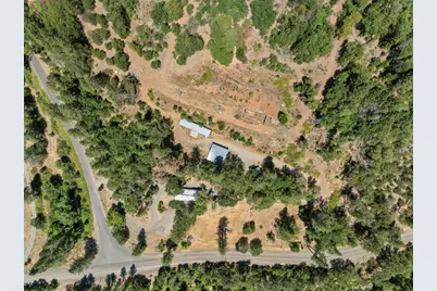18505 E Evans Creek Road, Rogue River, OR 97537 - Photo 38