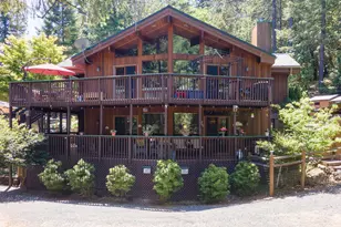 856 Greentree Loop, Grants Pass, OR 97527 - Photo 1