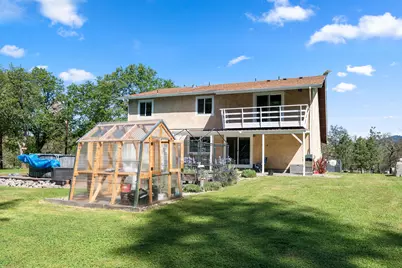 2802 Russell Road, Merlin, OR 97532 - Photo 14