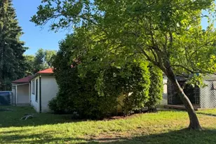 649 Sunset Way, Grants Pass, OR 97527 - Photo 2