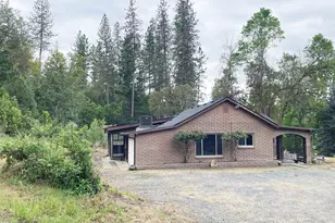 782 Covered Bridge Rd, Rogue River, OR 97537 - Photo 2