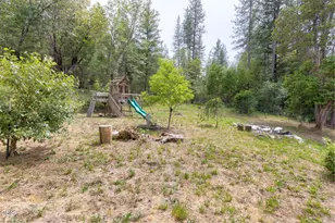 782 Covered Bridge Rd, Rogue River, OR 97537 - Photo 32