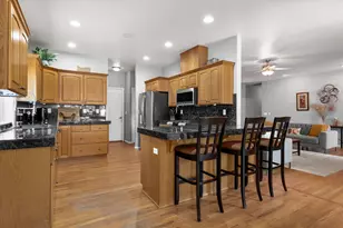 253 SE Soft Tail Dr, Bend, OR 97702 - Photo 14