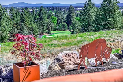 2572 NW Pine Terrace Drive, Bend, OR 97701 - Photo 2