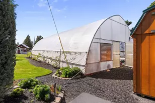 61935 Ten Barr Ranch Rd, Bend, OR 97701 - Photo 62
