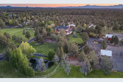 61935 Ten Barr Ranch Road, Bend, OR 97701 - Photo 2