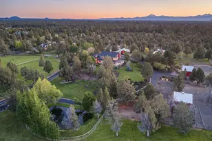 61935 Ten Barr Ranch Rd, Bend, OR 97701 - Photo 2