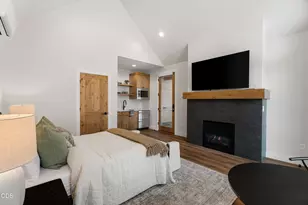 56449 Elk Run Dr, Bend, OR 97707 - Photo 28