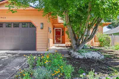 2964 Bailey Avenue, Medford, OR 97504 - Photo 2