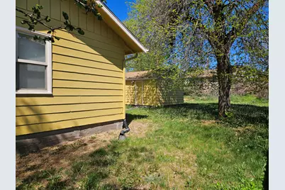 2143 Biehn Street, Klamath Falls, OR 97601 - Photo 20