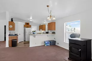 2586 Meadowview Dr, Chiloquin, OR 97624 - Photo 12